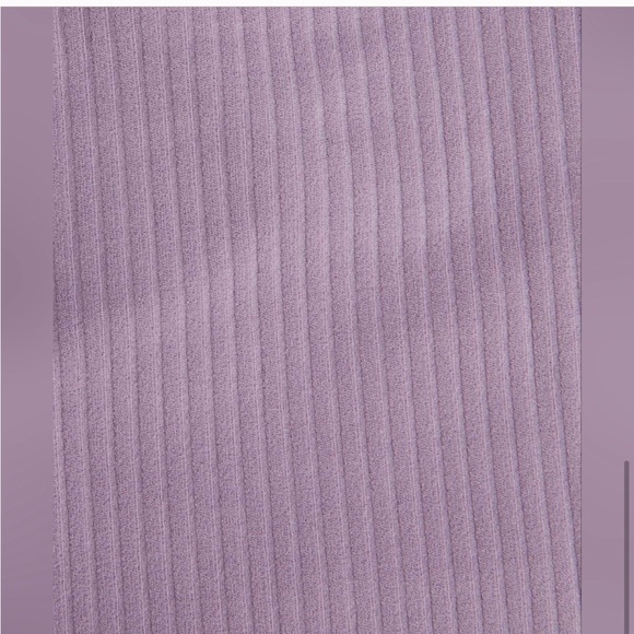 Ribbed Nulu Asymmetrical Yoga Tank Top - Picture 2 of 5